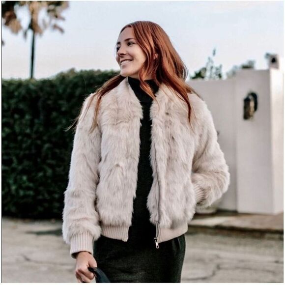 Banana Republic Faux Fur Bomber Jacket Mob Wife L - Picture 11 of 11